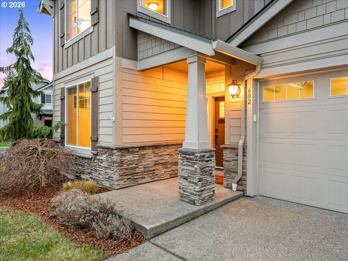 602 Northeast 149th Way Vancouver, WA 98685 - Photo 46 of 48 a view of balcony with window