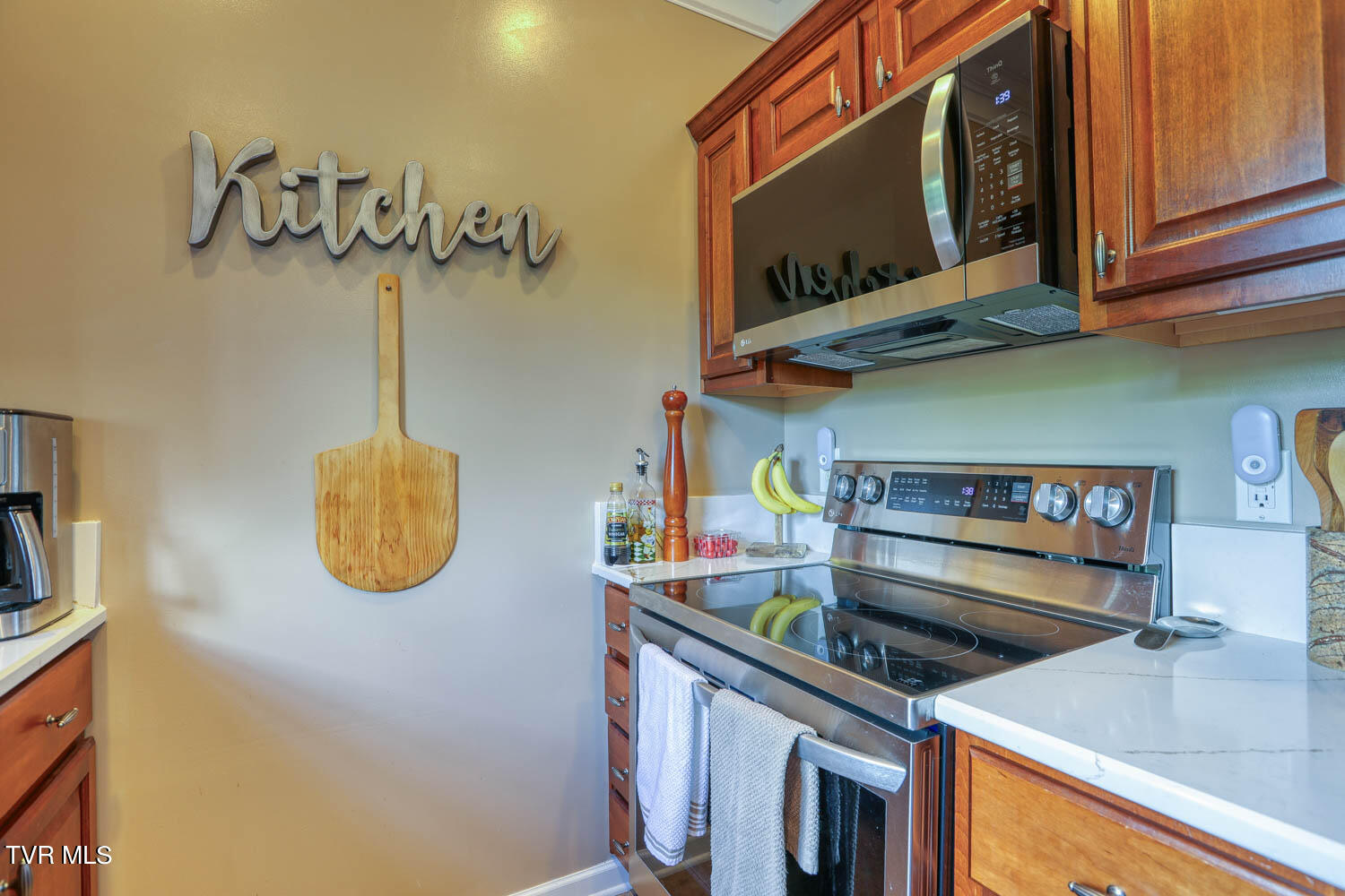 1709 Cherokee Road, Unit 301 Johnson City, TN 37604 - Photo 12 of 48 Lange. 1709 Cherokee. JC MLSb (10 of 37)