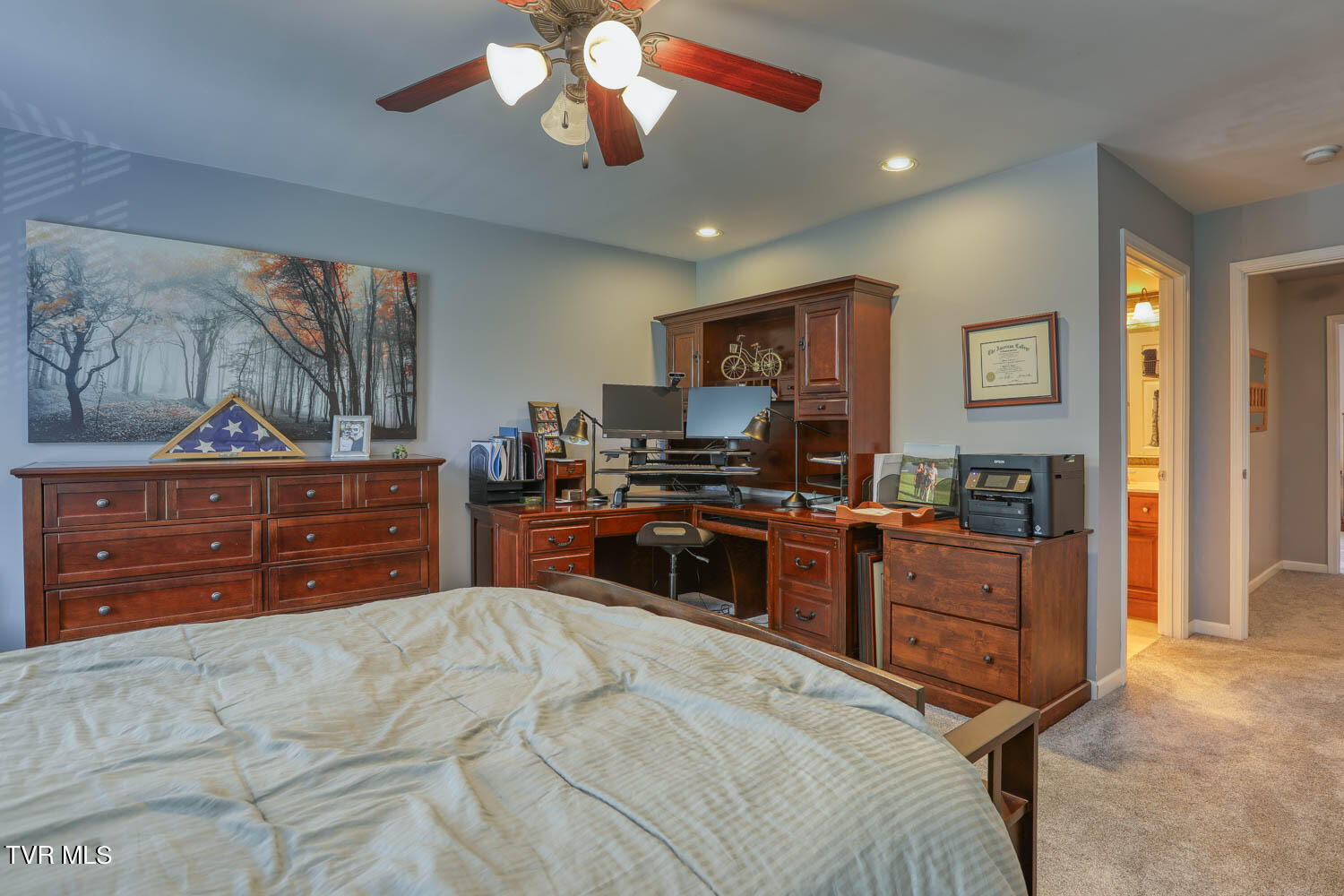 1709 Cherokee Road, Unit 301 Johnson City, TN 37604 - Photo 20 of 48 Lange. 1709 Cherokee. JC MLSb (18 of 37)