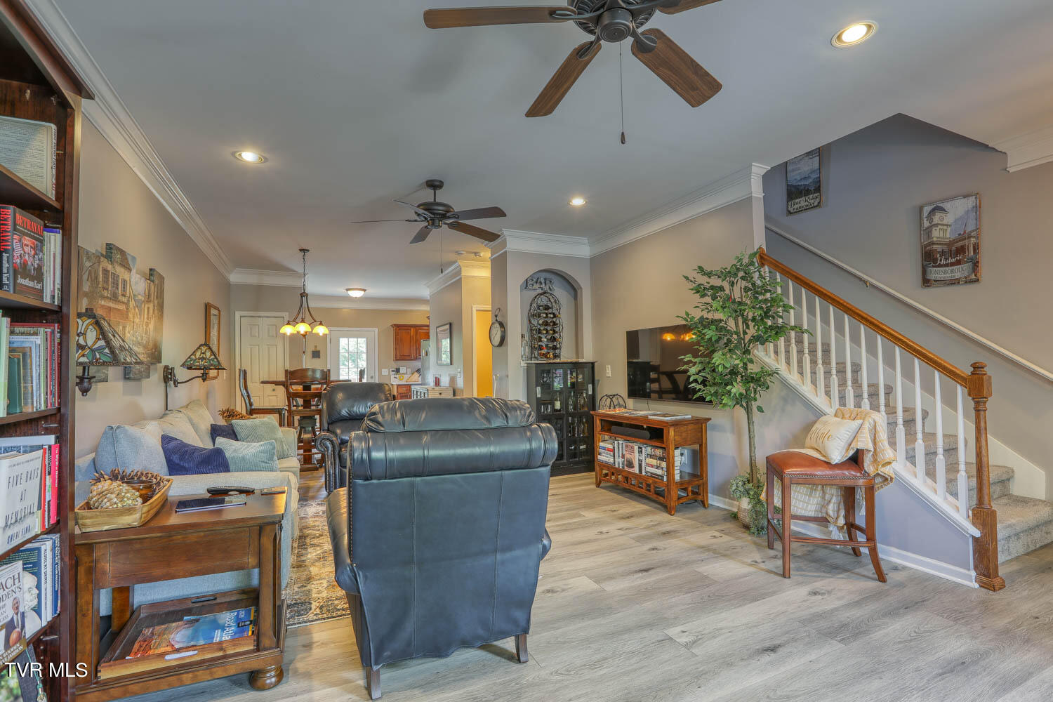 1709 Cherokee Road, Unit 301 Johnson City, TN 37604 - Photo 4 of 48 Lange. 1709 Cherokee. JC MLSb (2 of 37)