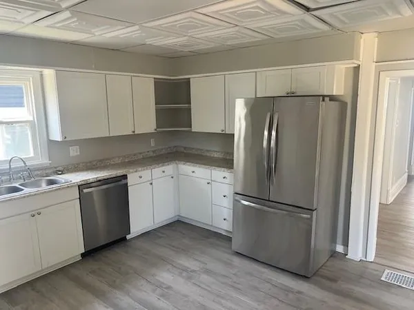 $167,900 | 2744 Lafayette Street, St. Joseph, MO 64507