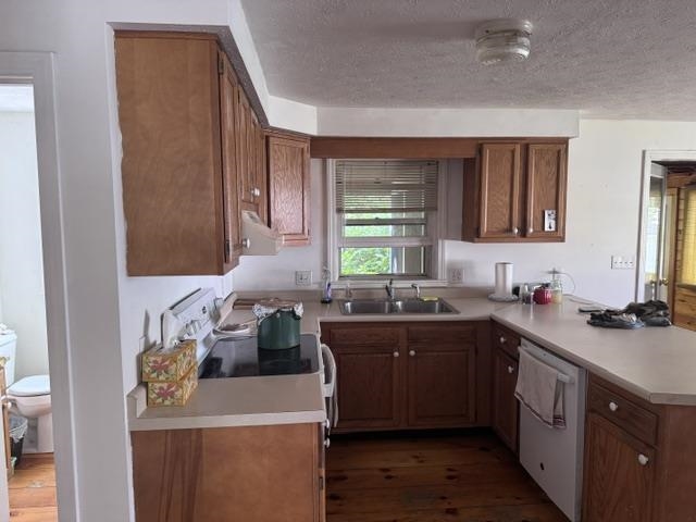 15 R Norman Drive Derry, NH 03038 - Photo 5 of 18