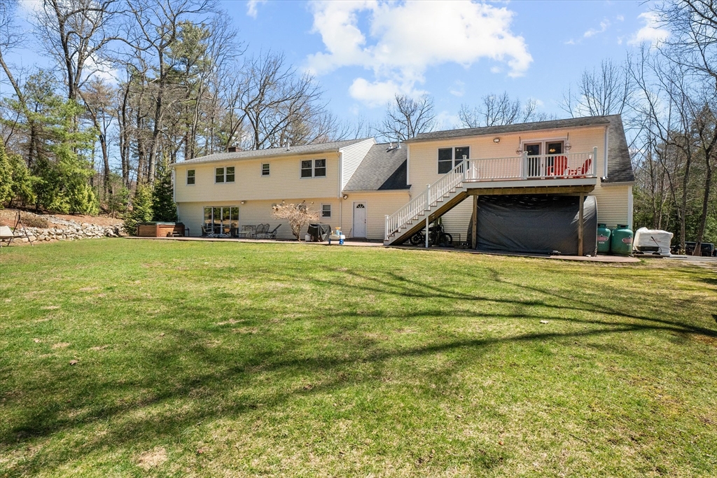 31 Country East Hampstead, NH 03826 - Photo 38 of 41