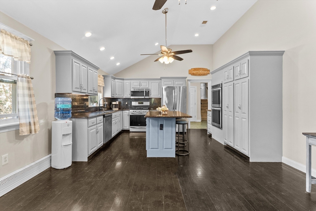 31 Country East Hampstead, NH 03826 - Photo 5 of 41