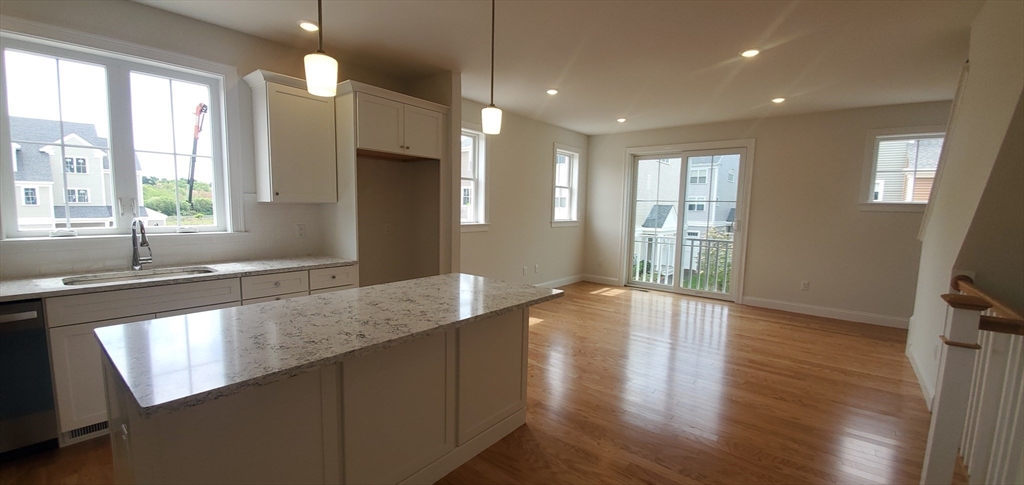 42 Oxbow Road, Unit 201 Raynham, MA 02767 - Photo 8 of 25