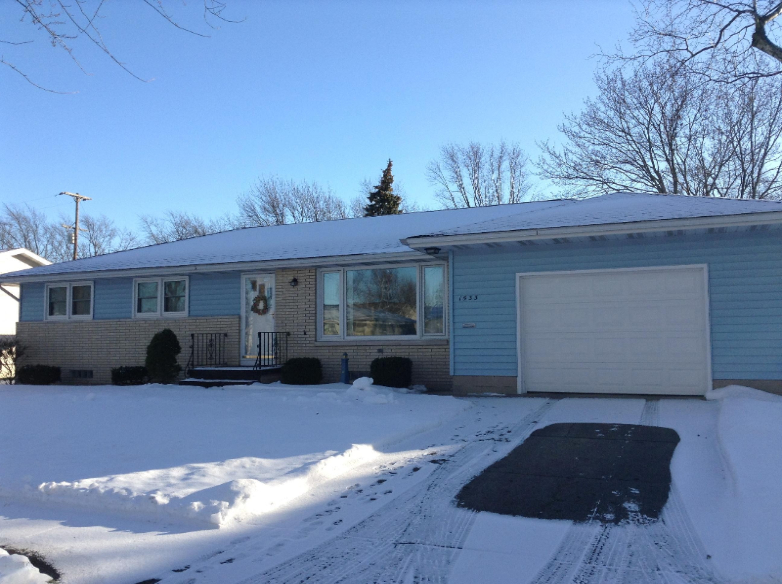 1533 Cornell Road Muskegon, MI 49441 - Photo 1 of 19 1