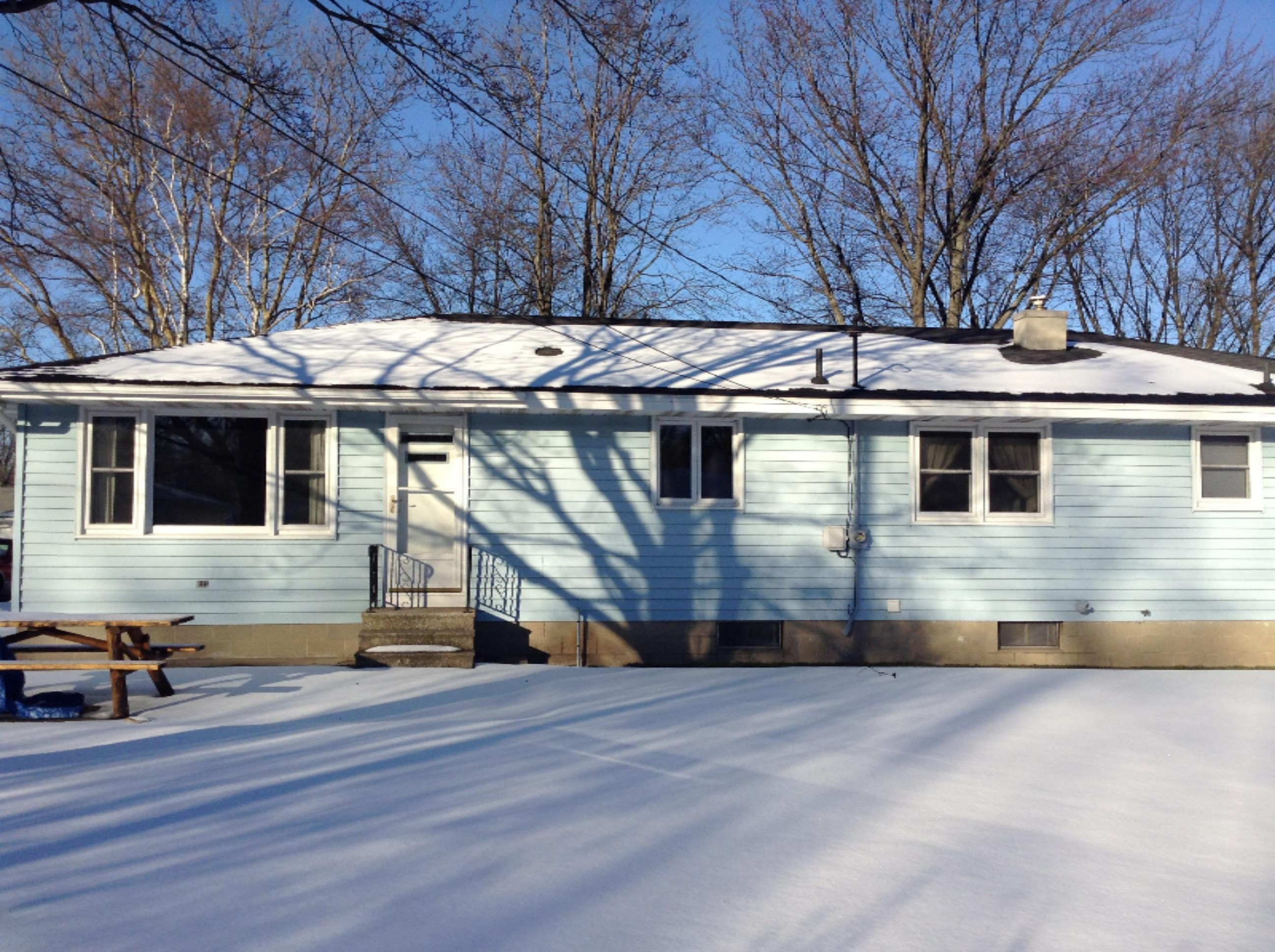 1533 Cornell Road Muskegon, MI 49441 - Photo 4 of 19 IMG_0736