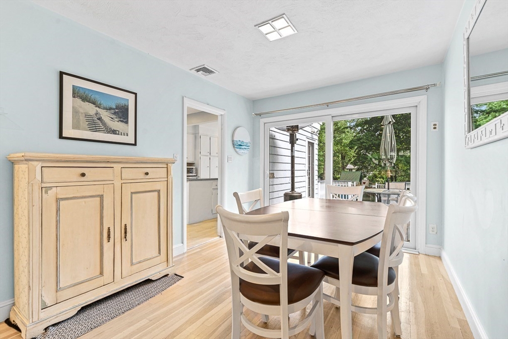 44 Rowena Road Newton, MA 02459 - Photo 7 of 23