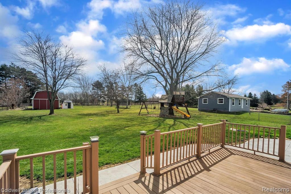 12361 Odell Road Linden, MI 48451 - Photo 35 of 40
