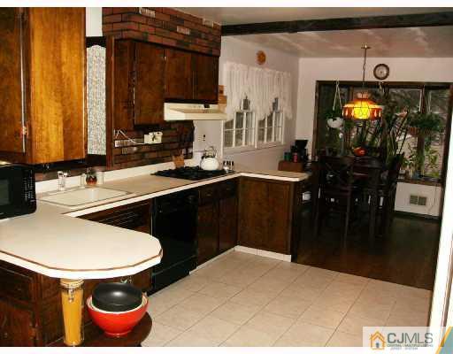 4 Packard Road East Brunswick, NJ 08816 - Photo 2 of 10 Gallery Image 2