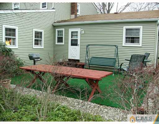 4 Packard Road East Brunswick, NJ 08816 - Photo 9 of 10 Gallery Image 9