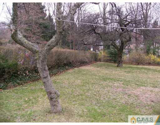 4 Packard Road East Brunswick, NJ 08816 - Photo 10 of 10 Gallery Image 10