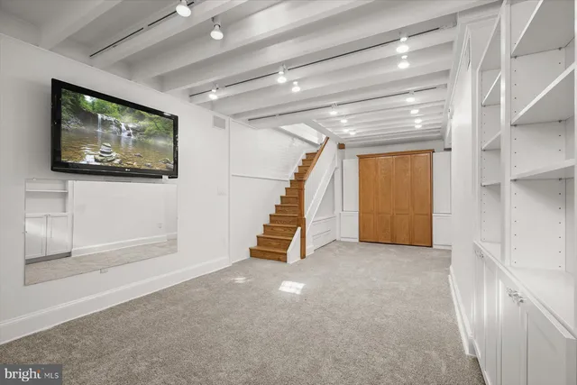 $7,000 | 3029 Dent Place Northwest, Washington, DC 20007