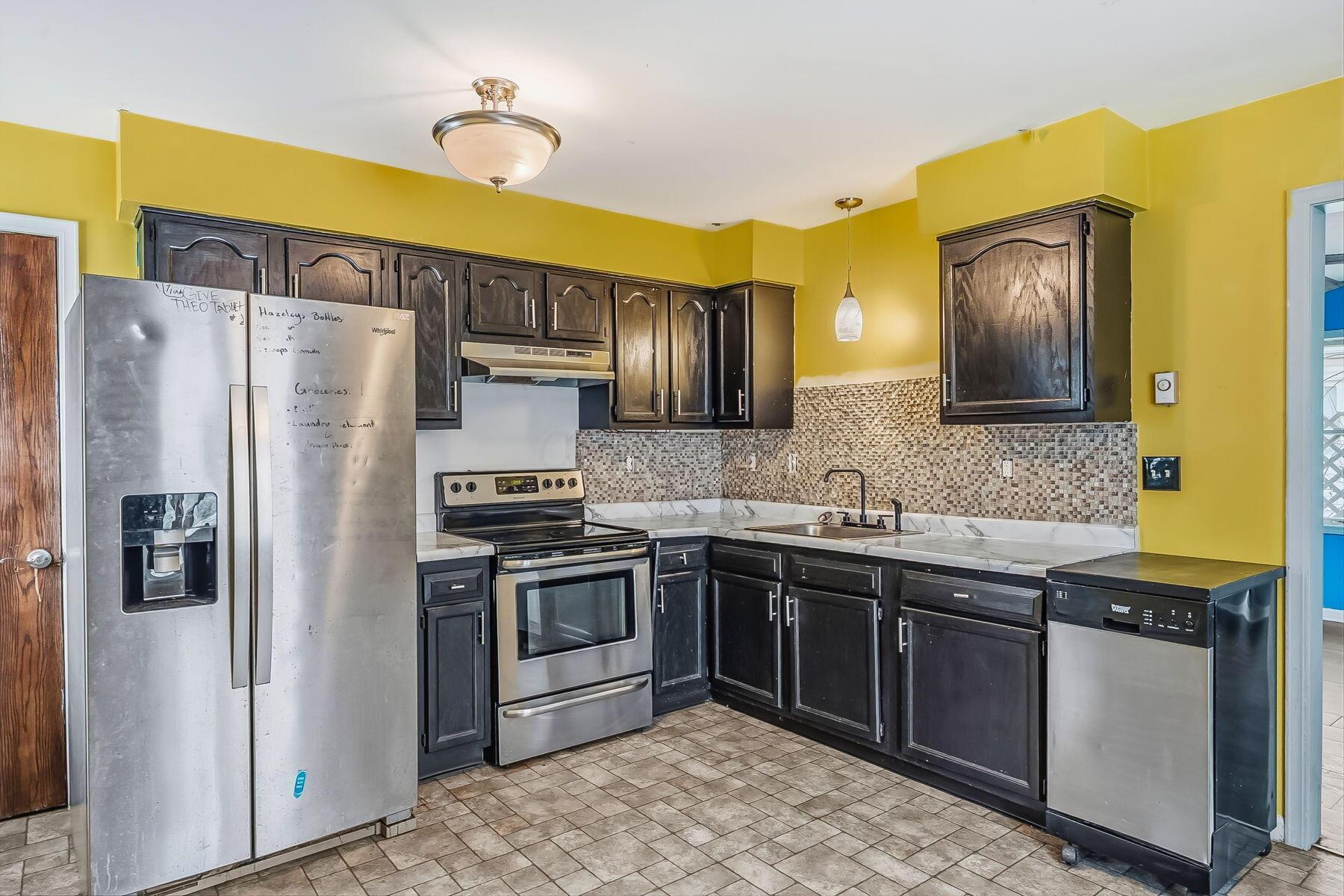 85 Rheem Street Delaware, OH 43015 - Photo 7 of 28 13-web-or-mls-85 Rheem St-112