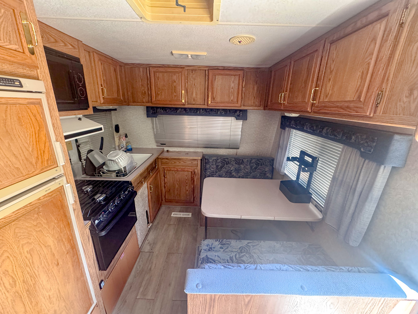 9-131 Woodhaven Sublette, IL 61367 - Photo 7 of 9