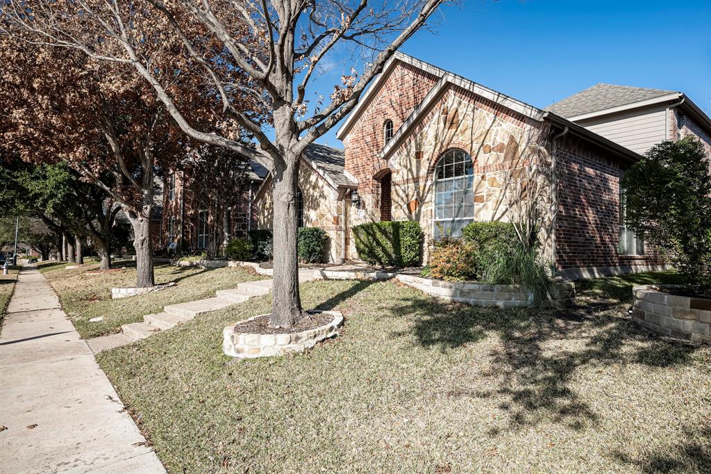 1138 Amy Drive Allen, TX 75013 - Photo 2 of 26