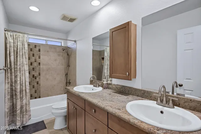 $445,000 | 13657 North 21st Avenue, Phoenix, AZ 85029