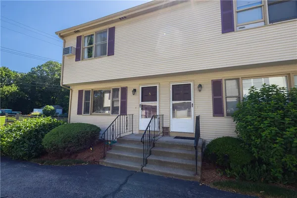 $244,900 | 151 Willett Avenue, Unit 5, East Providence, RI 02915