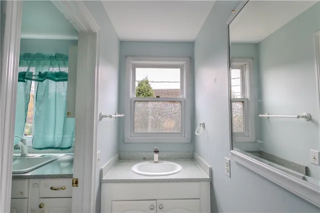 $254,900 | 151 Willett Avenue, Unit 5, East Providence, RI 02915