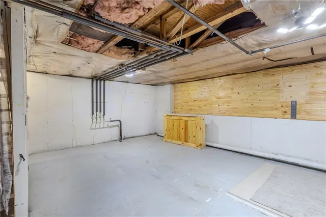 $254,900 | 151 Willett Avenue, Unit 5, East Providence, RI 02915