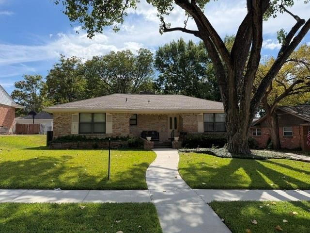 $555,000 | 10106 Shadyview Drive, Dallas, TX 75238