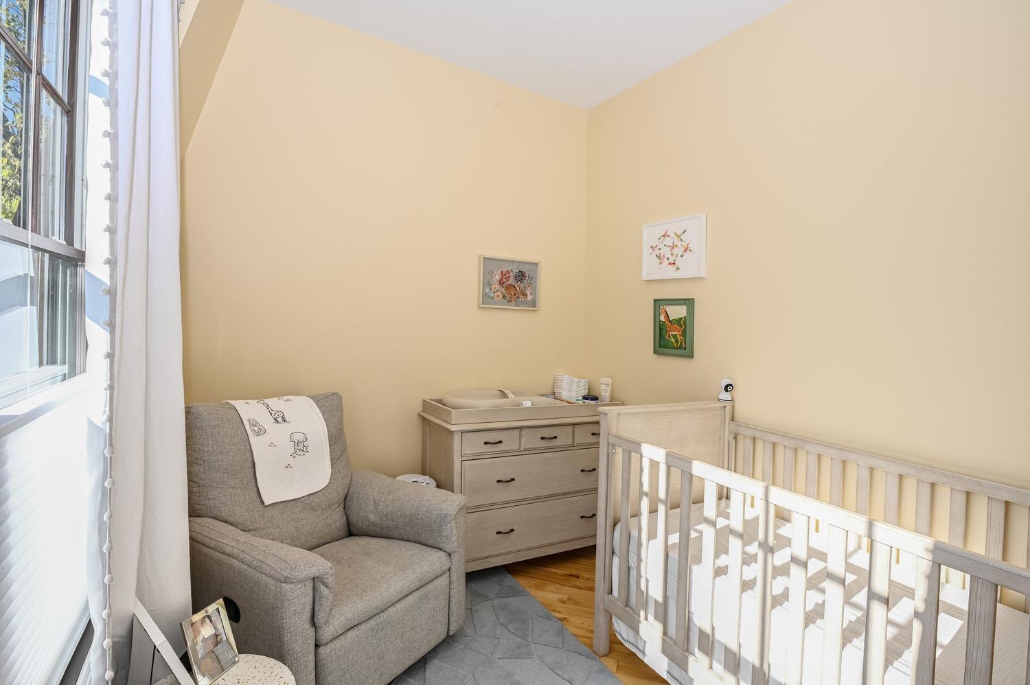 160 Goethe Street Cincinnati, OH 45202 - Photo 17 of 28
