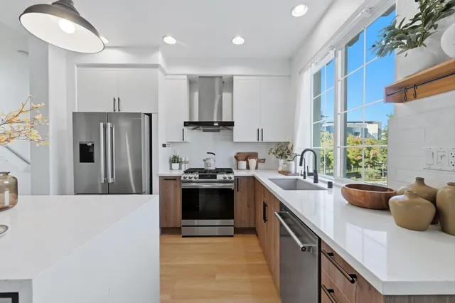 $699,000 | 35005 11th Street, Union City, CA 94587