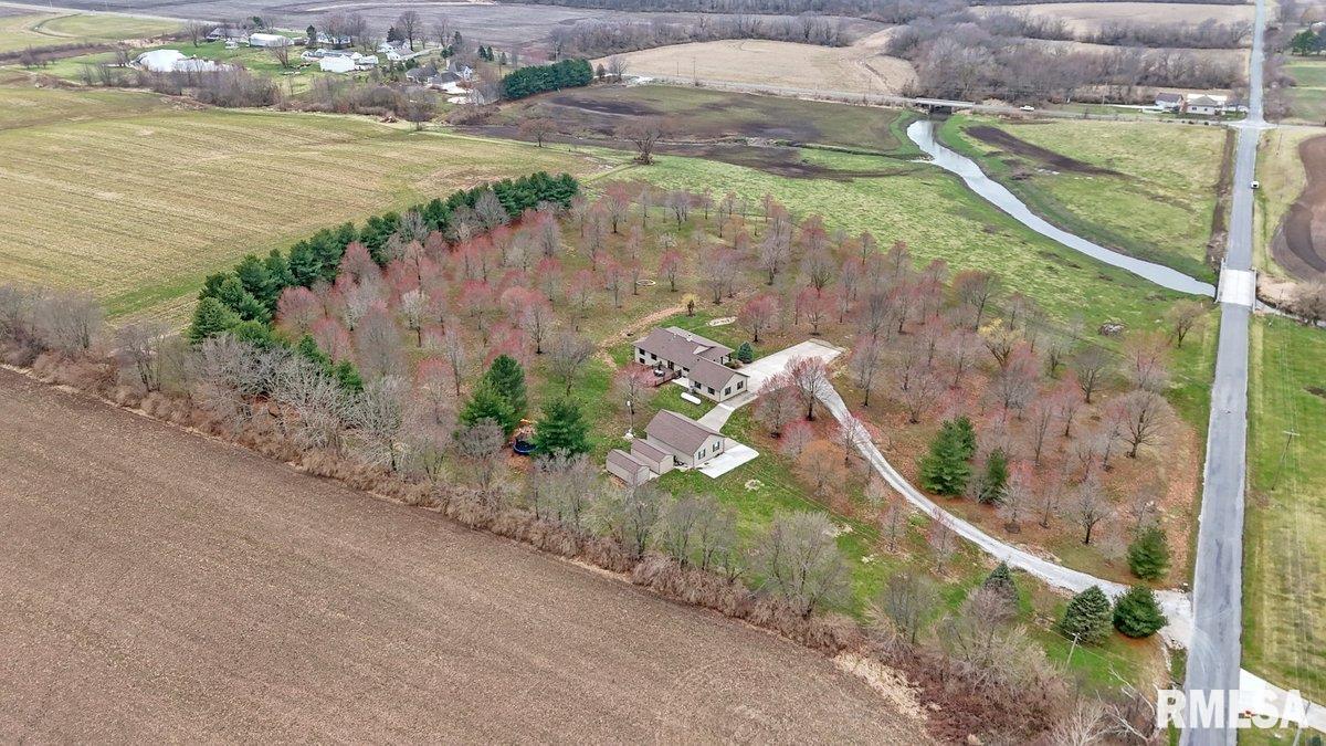 1790 Covered Bridge Road Chatham, IL 62536 - Photo 15 of 58