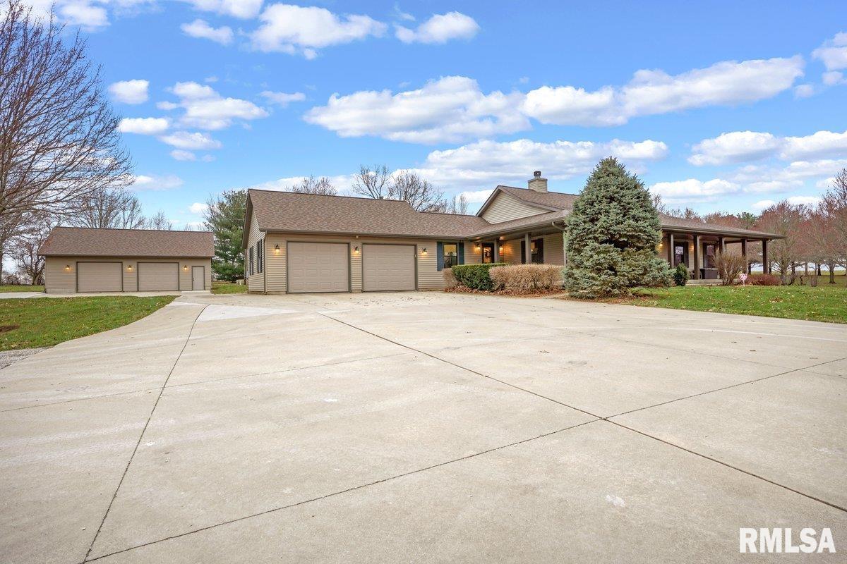 1790 Covered Bridge Road Chatham, IL 62536 - Photo 5 of 58