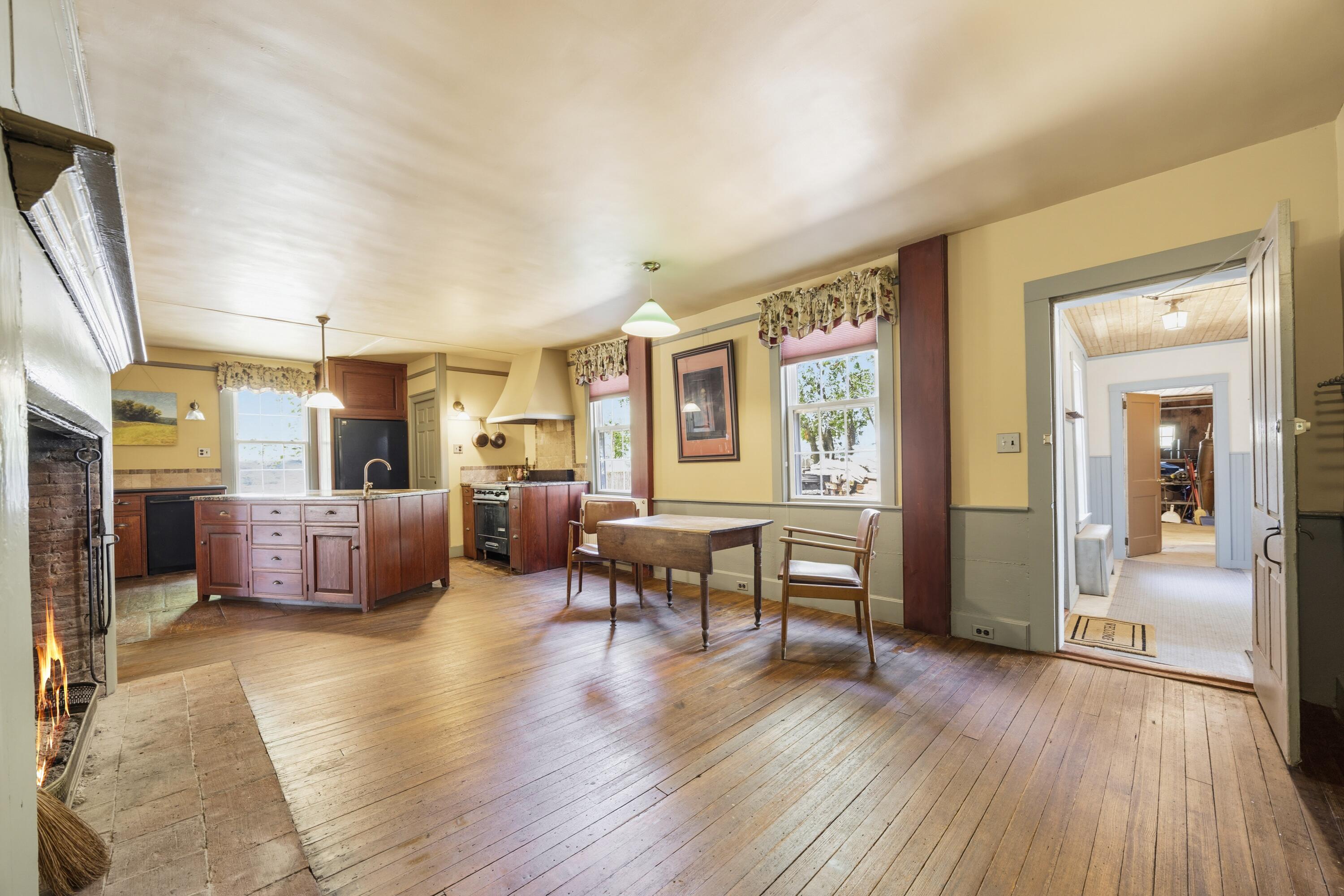 372 Intervale Road New Gloucester, ME 04260 - Photo 11 of 47 9 Kitchen 2