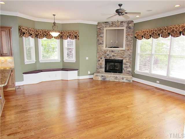 2521 Sharon View Lane Raleigh, NC 27614 - Photo 12 of 25 Gallery Image 12