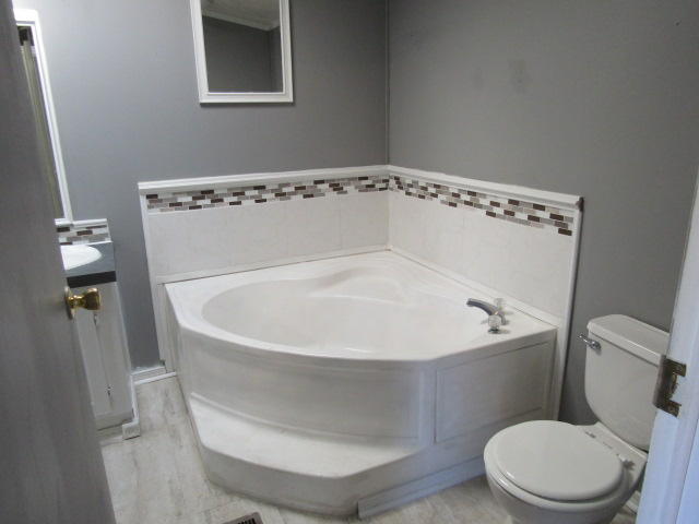 3090 Jack Road Laurel Hill, FL 32567 - Photo 12 of 18 Master Garden Tub