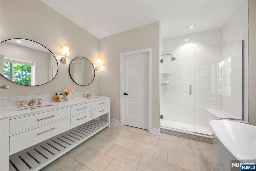 3 Azalea Lane Cedar Grove, NJ 07009 - Photo 18 of 39