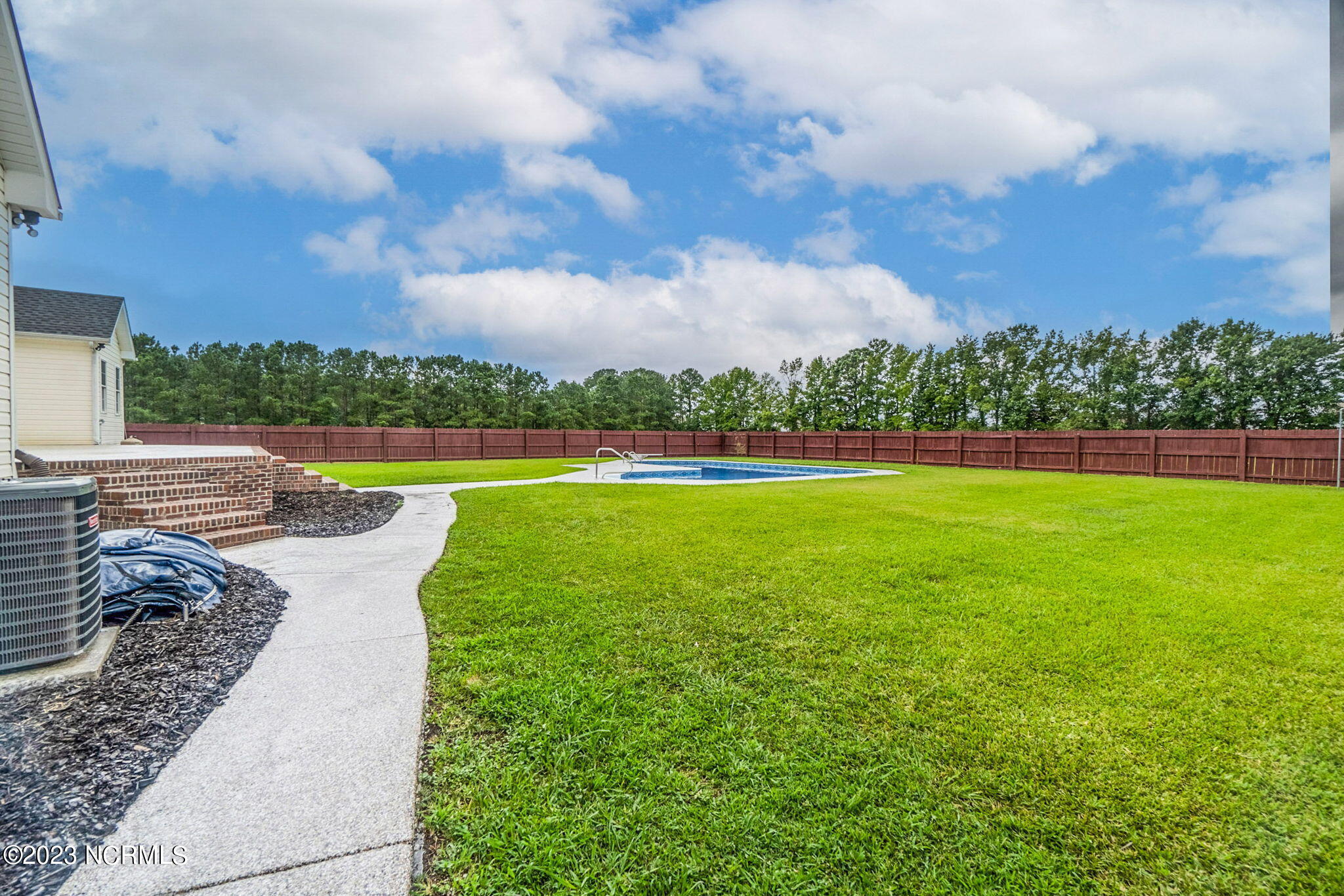 196 Old Jury Road Moyock, NC 27958 - Photo 29 of 44 26-web-or-mls-Exterior - TL -3
