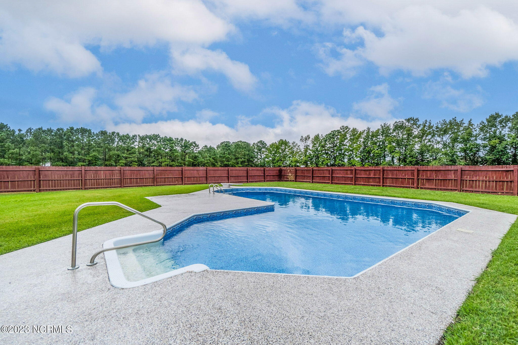 196 Old Jury Road Moyock, NC 27958 - Photo 31 of 44 28-web-or-mls-Exterior - TL -5
