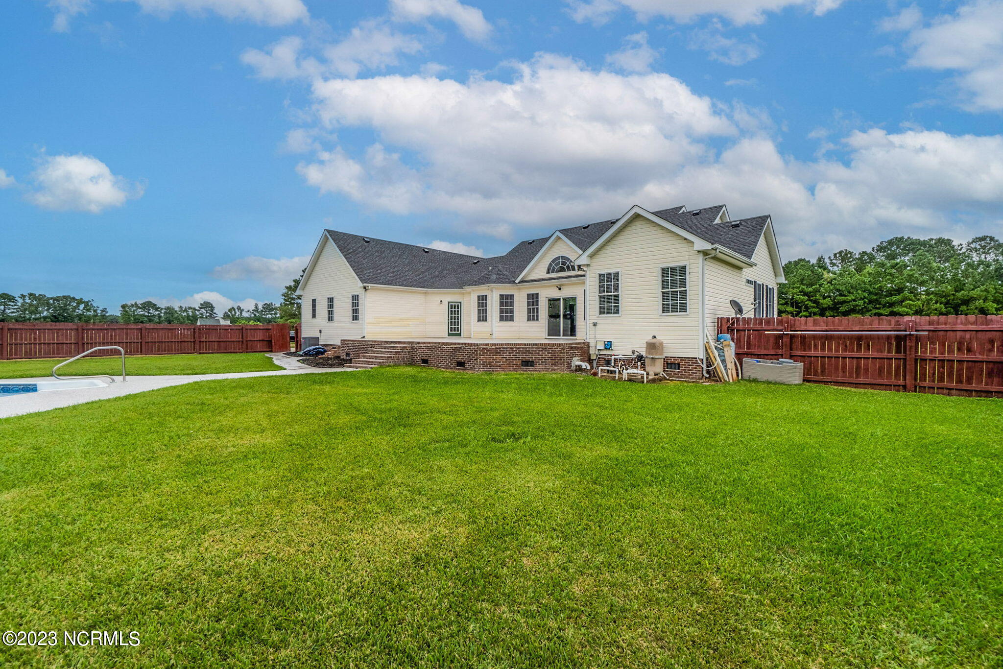 196 Old Jury Road Moyock, NC 27958 - Photo 34 of 44 31-web-or-mls-Exterior - TL -8