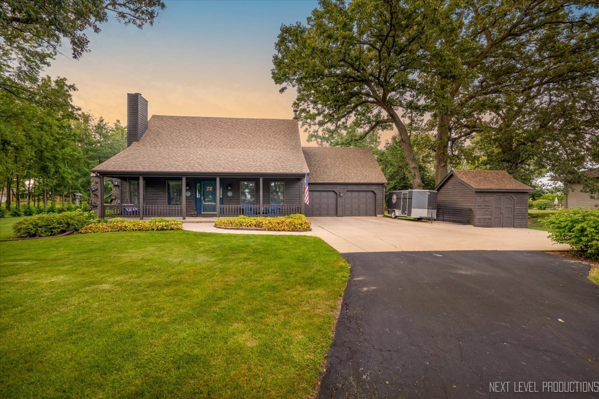 9499 Corneils Road Bristol, IL 60512 - Photo 2 of 49 Gallery Image 2
