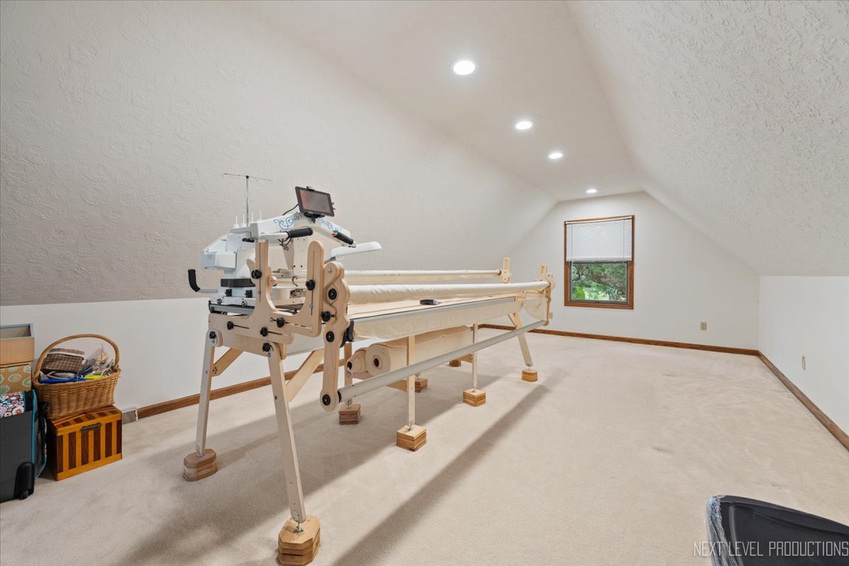 9499 Corneils Road Bristol, IL 60512 - Photo 21 of 49 Gallery Image 21