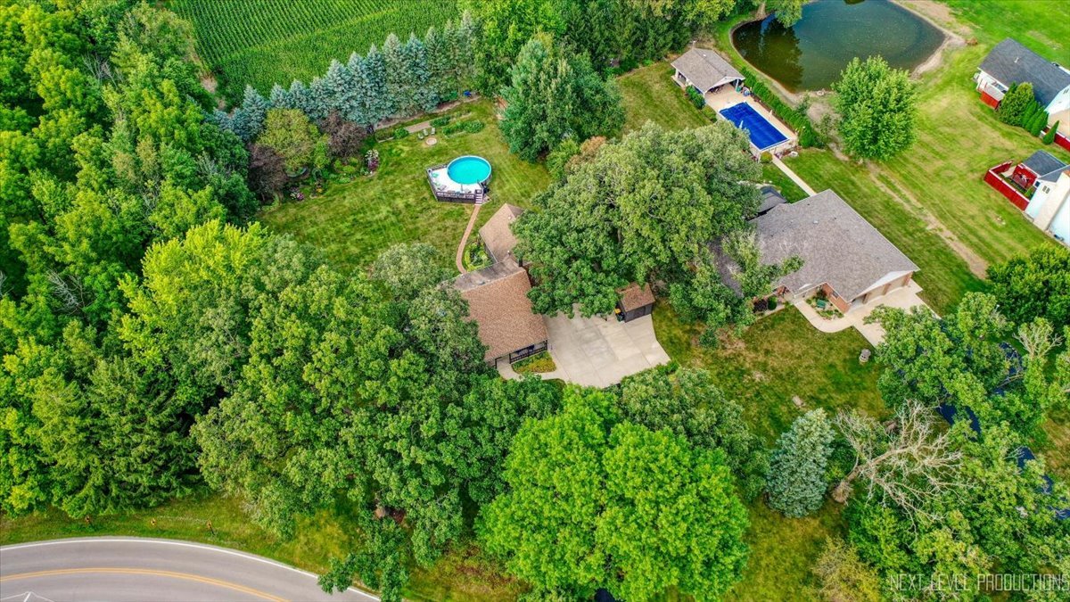 9499 Corneils Road Bristol, IL 60512 - Photo 32 of 49 Gallery Image 32