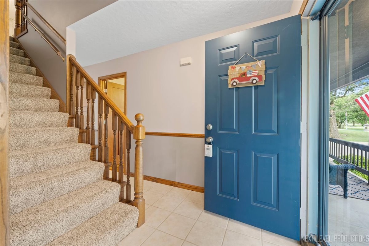 9499 Corneils Road Bristol, IL 60512 - Photo 4 of 49 Gallery Image 4