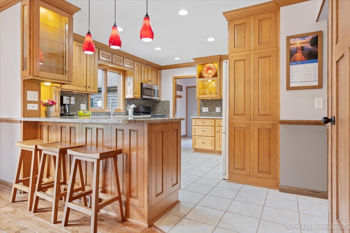 9499 Corneils Road Bristol, IL 60512 - Photo 10 of 49 Gallery Image 10