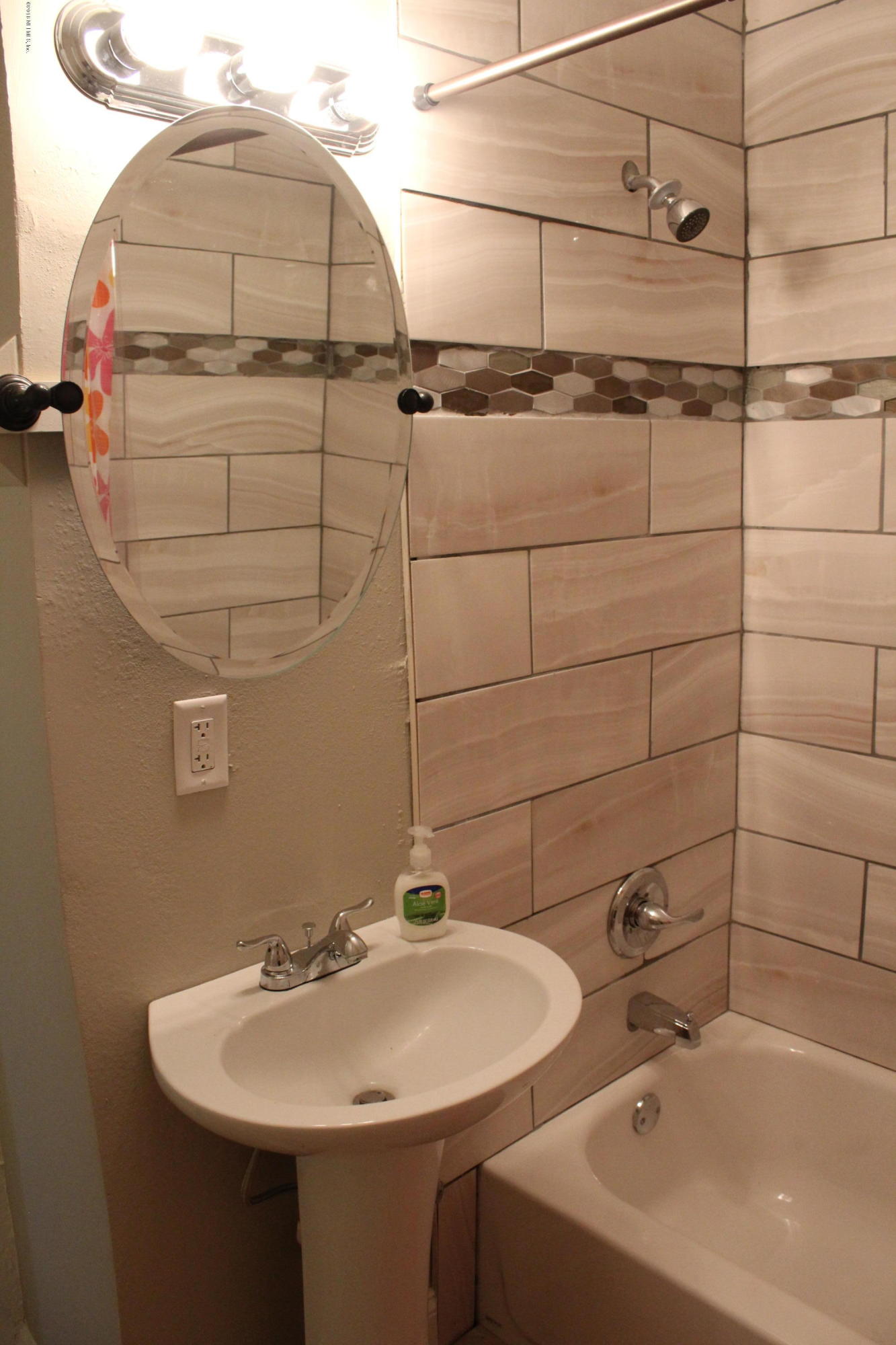 1978 Ribault Scenic Drive Jacksonville, FL 32208 - Photo 25 of 26 Main Bathroom