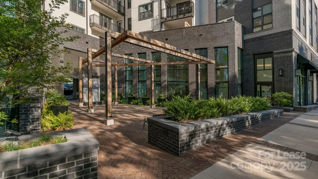 $3,323 | 4401 Barclay Downs Drive, Unit B7, Charlotte, NC 28211