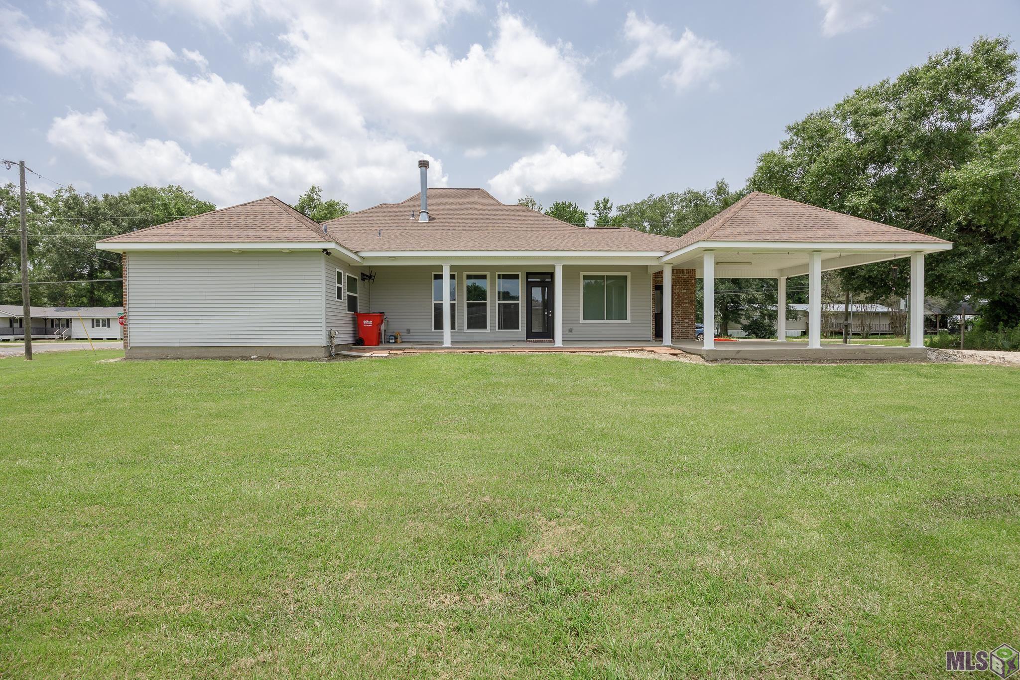 11486 Tannis Rd. St. Amant, LA 70774 - Photo 2 of 29