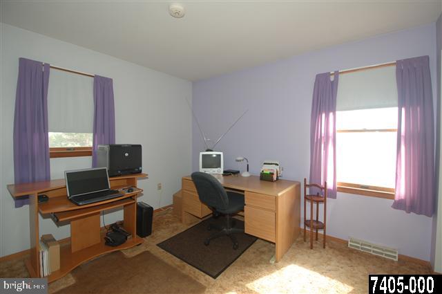 19 Shermans Church Road Hanover, PA 17331 - Photo 16 of 24