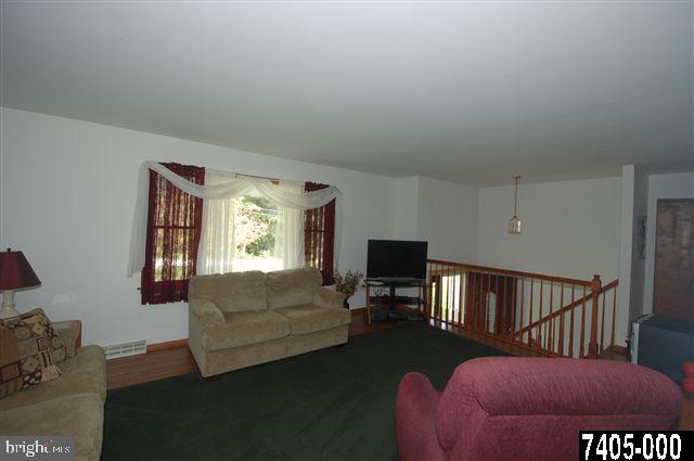 19 Shermans Church Road Hanover, PA 17331 - Photo 6 of 24