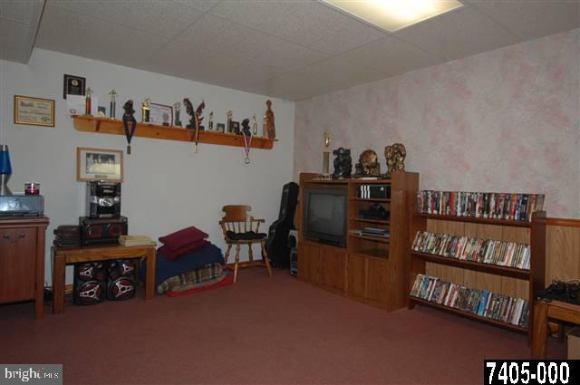 19 Shermans Church Road Hanover, PA 17331 - Photo 9 of 24