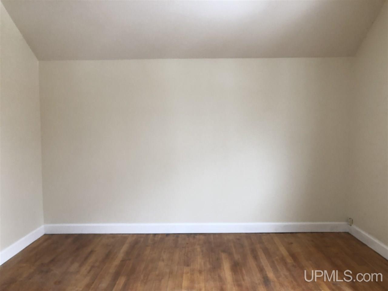 207 Maple Street Ishpeming, MI 49849 - Photo 25 of 29 Gallery Image 25