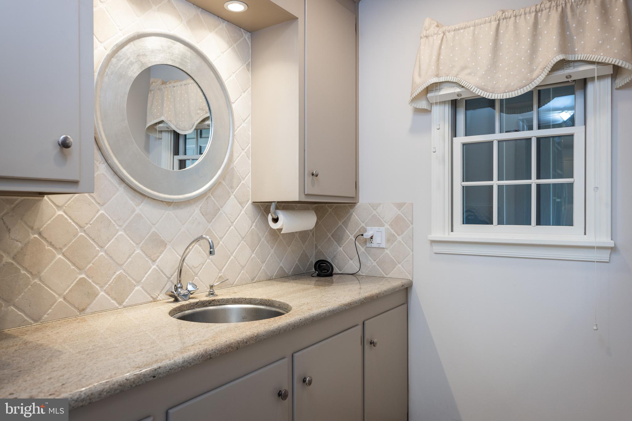 103 Crestwood Road Landenberg, PA 19350 - Photo 18 of 43 Half Bathroom