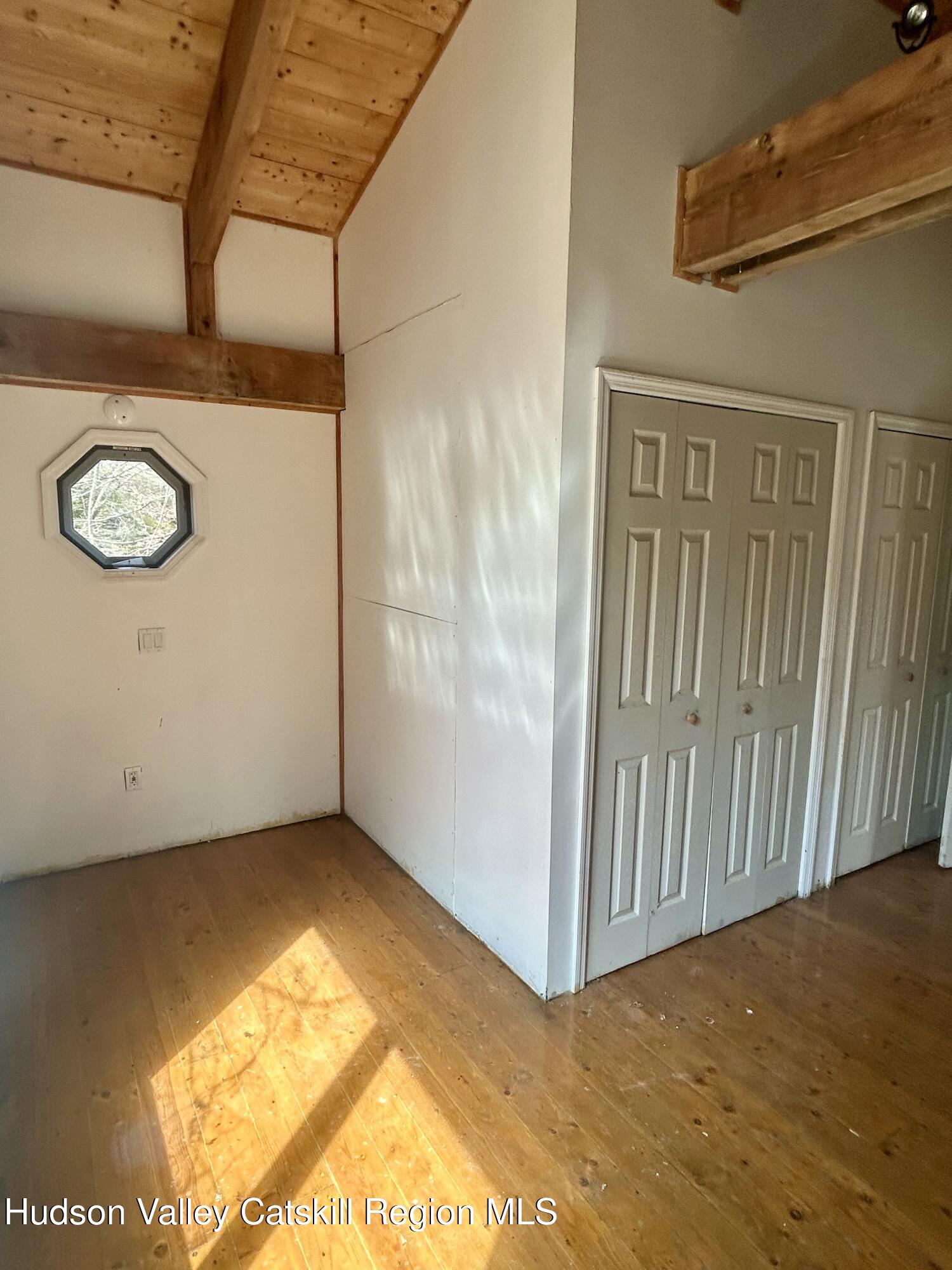 6 Riverbend Road Saugerties, NY 12477 - Photo 8 of 16 a view of an empty room